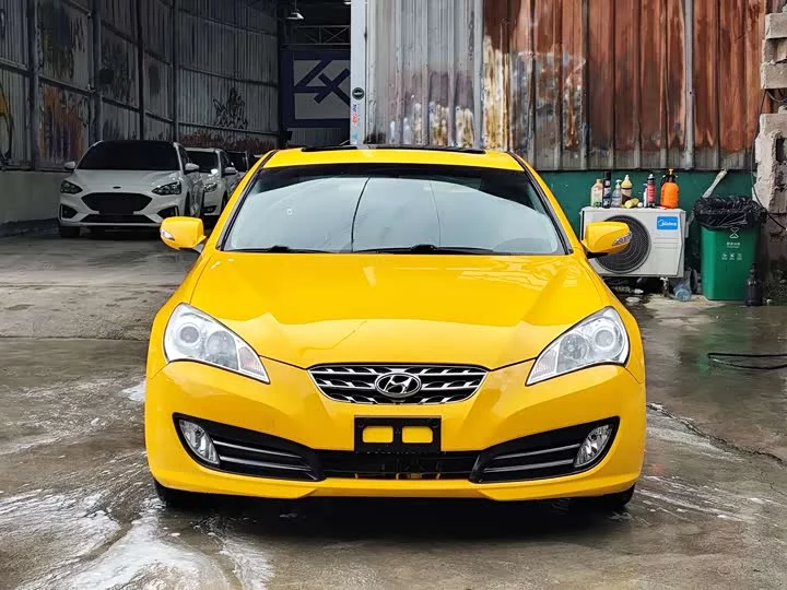 Hyundai Genesis-Coolpad