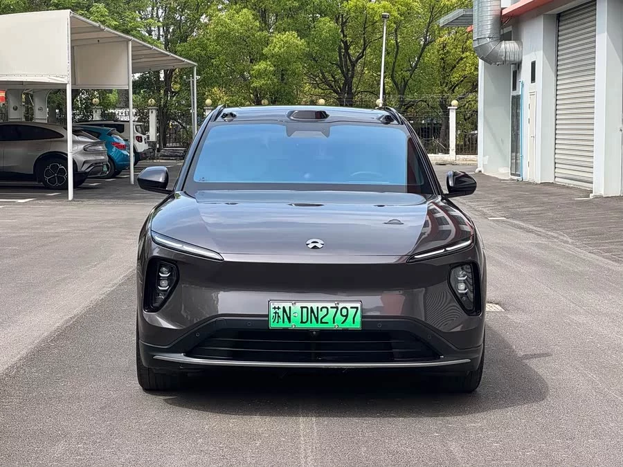 NIO ES6