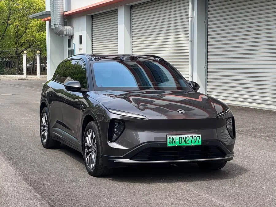 NIO ES6