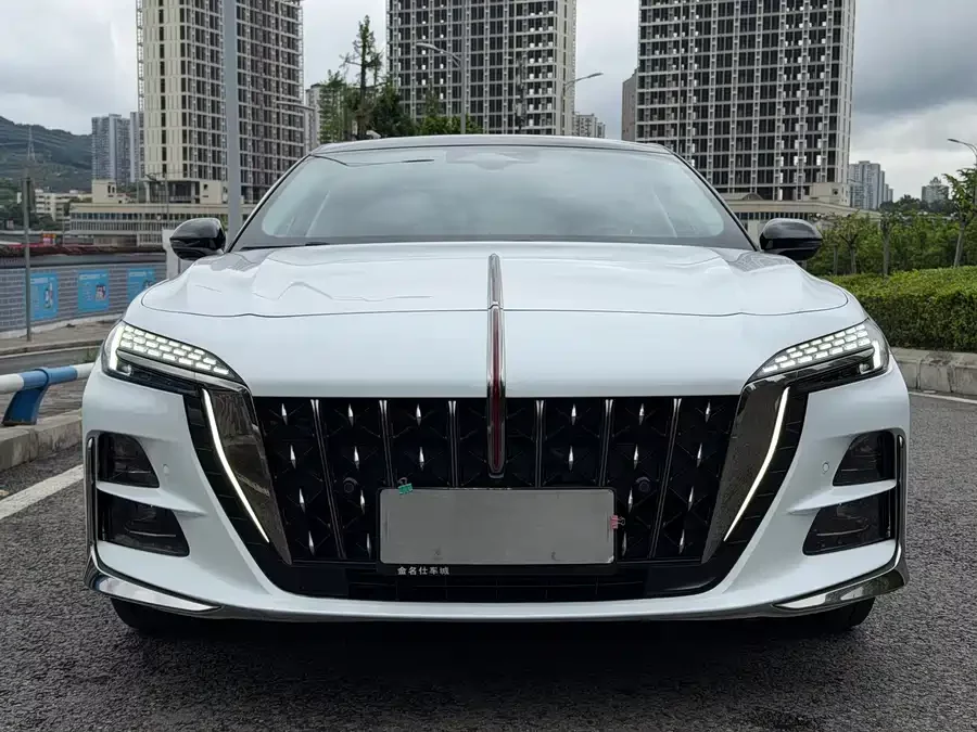 Hongqi H6