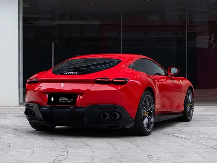 ferrari Roma