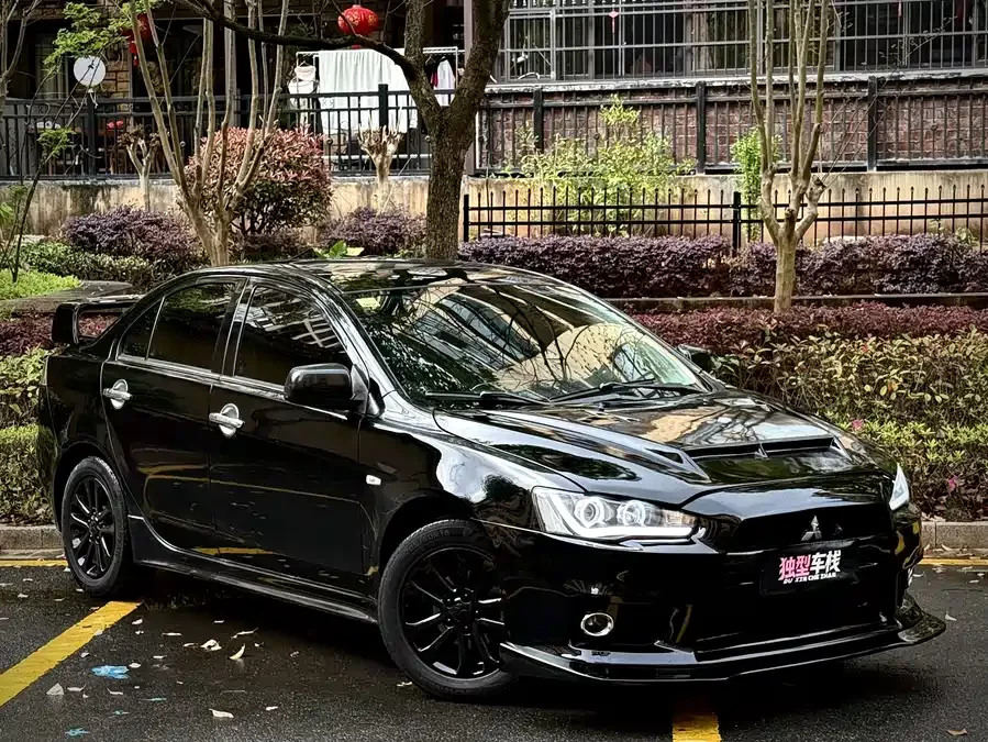 Mitsubishi Wing God