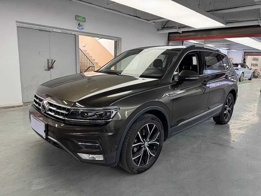 Volkswagen Tiguan L