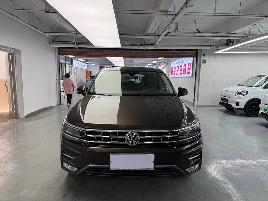 Volkswagen Tiguan L