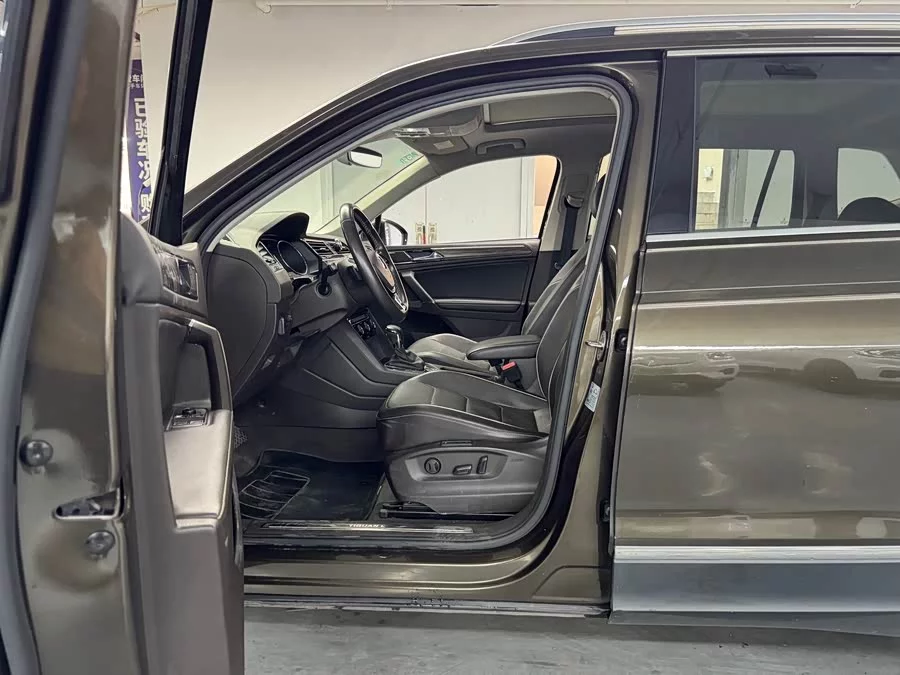 Volkswagen Tiguan L