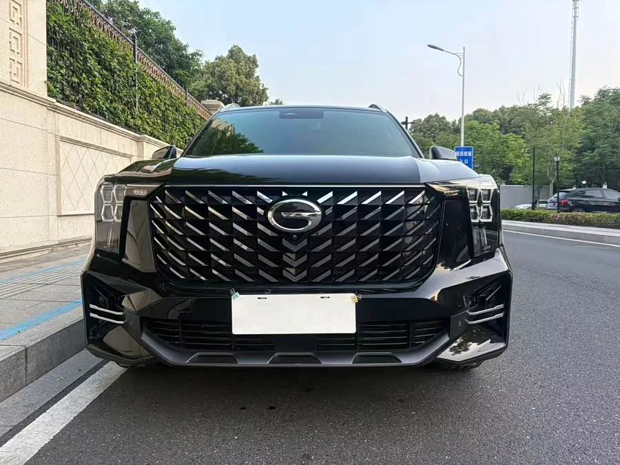 GAC Trumpchi GS8