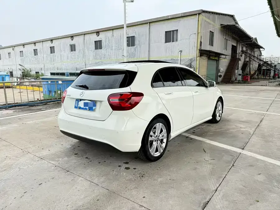 Mercedes-Benz Grade A