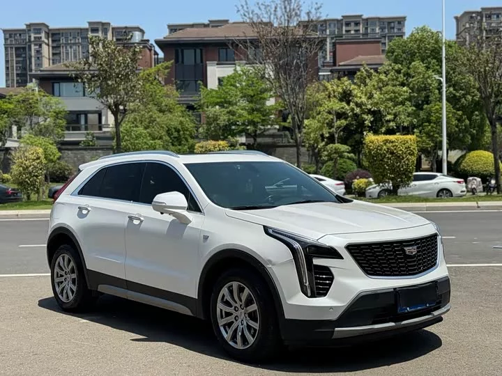 Cadillac XT4