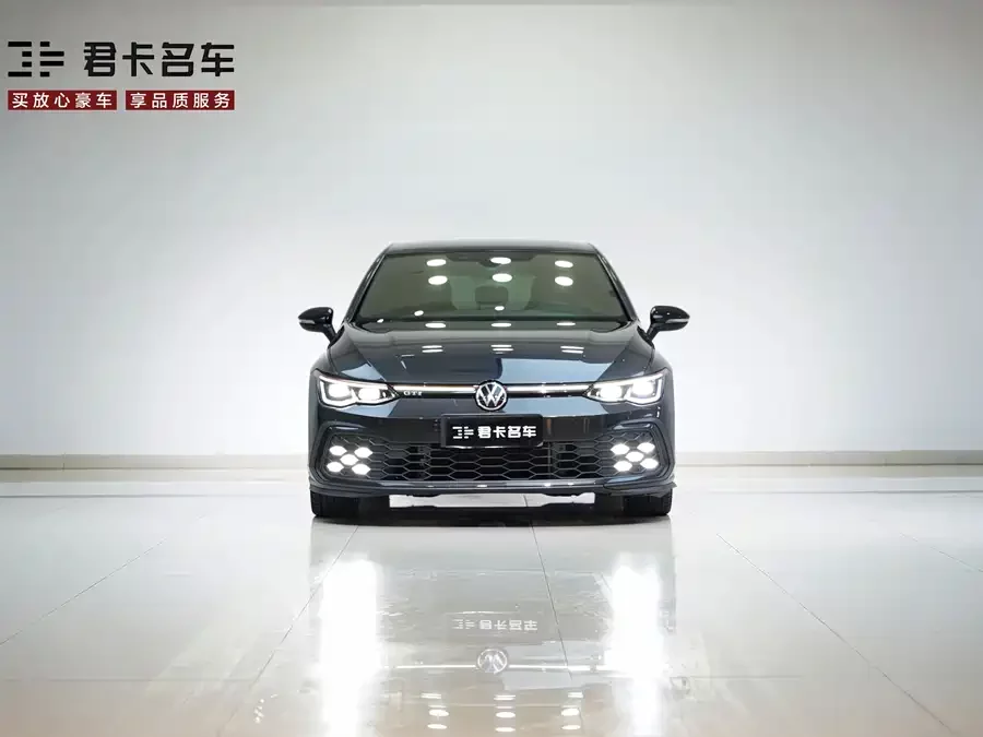 Volkswagen Golf GTI
