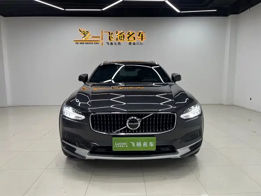 Volvo V90