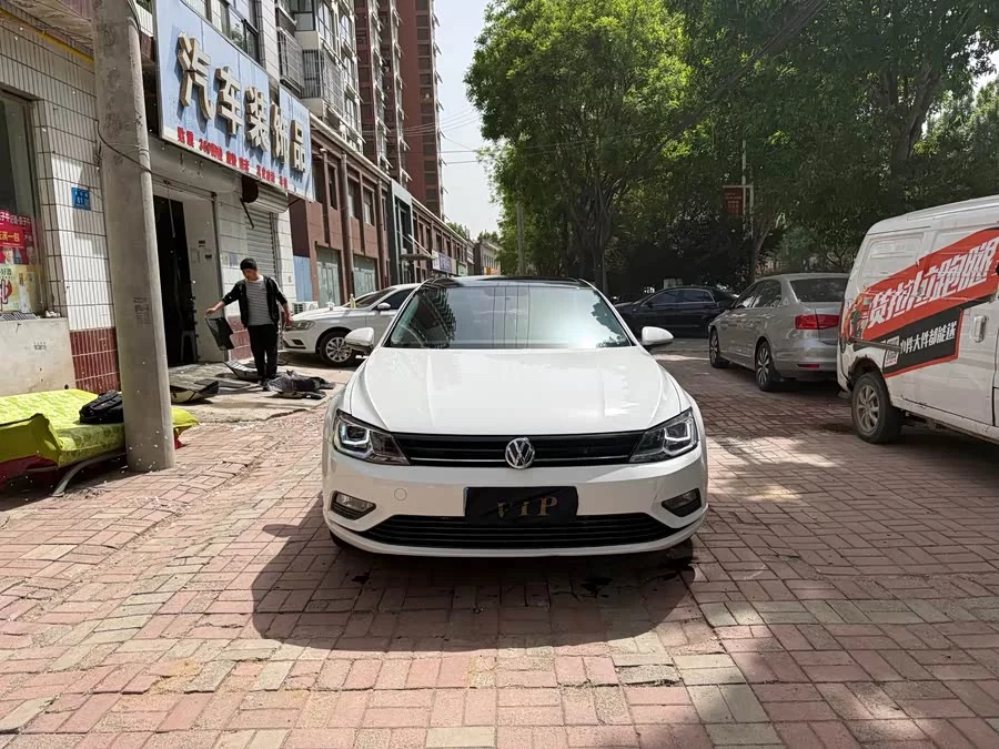 Volkswagen Lingdu