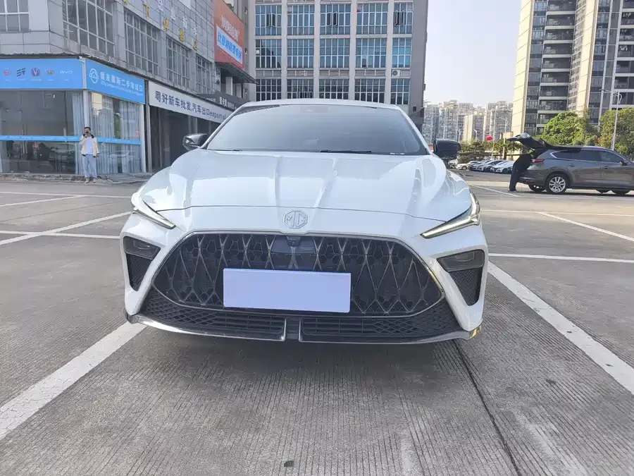 MG 5 Scorpio