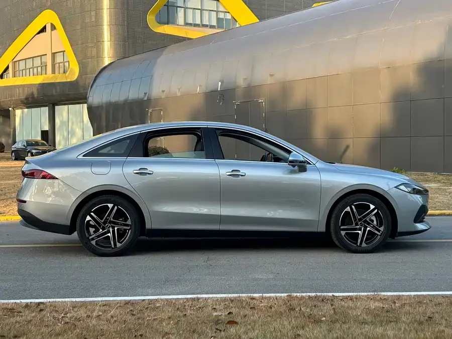 Roewe D7