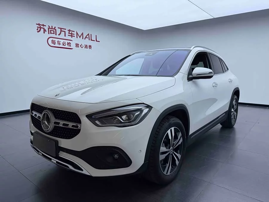 Mercedes Benz GLA