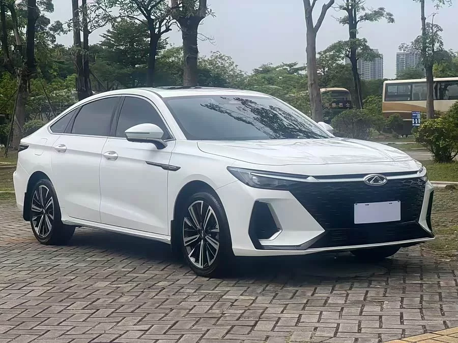 Chery Arrizo 8