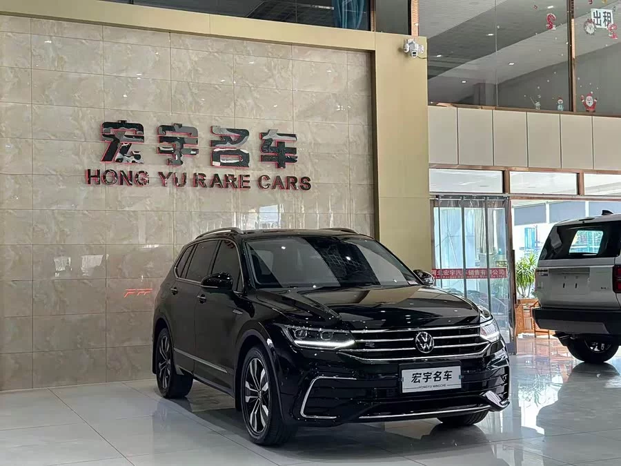 Volkswagen Tiguan L