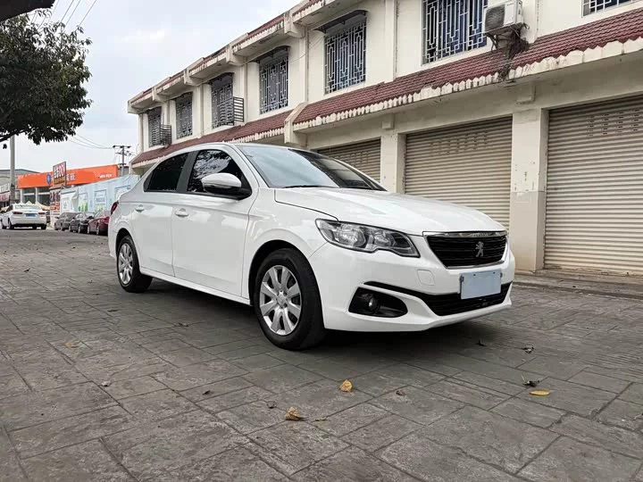 Peugeot 301