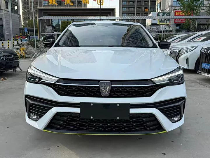 Roewe i5