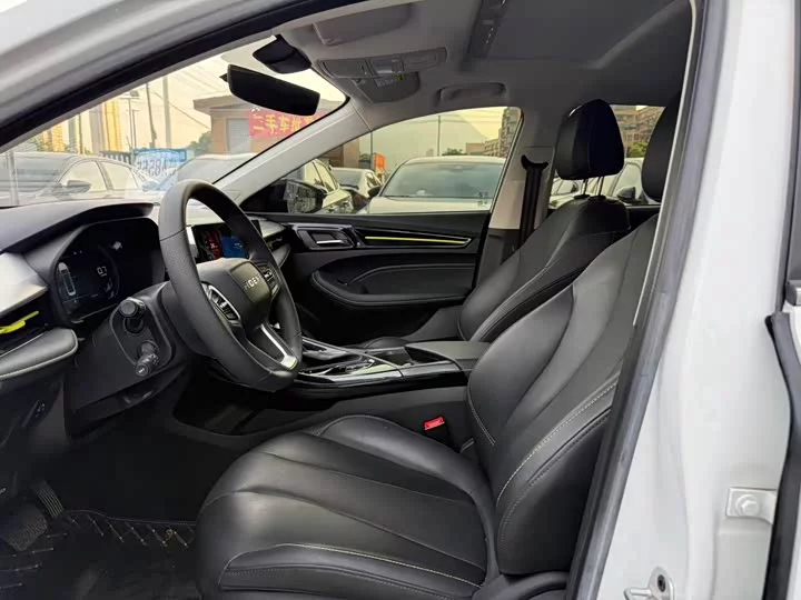 Roewe i5