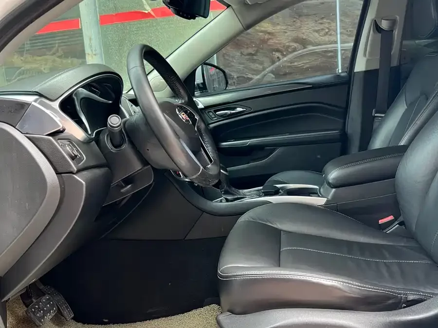 Cadillac SRX