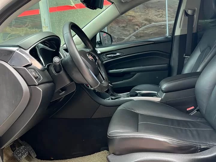 Cadillac SRX