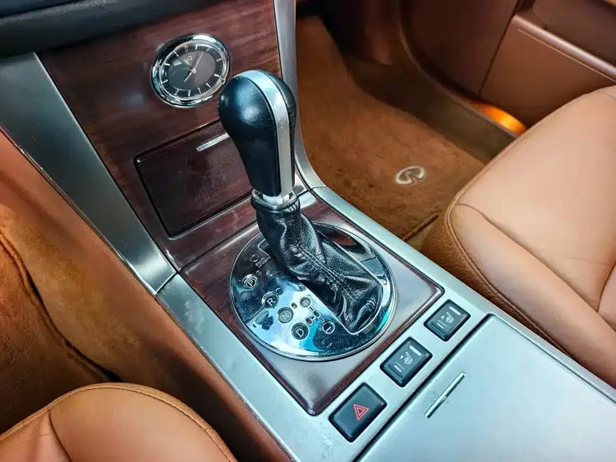 Infiniti FX