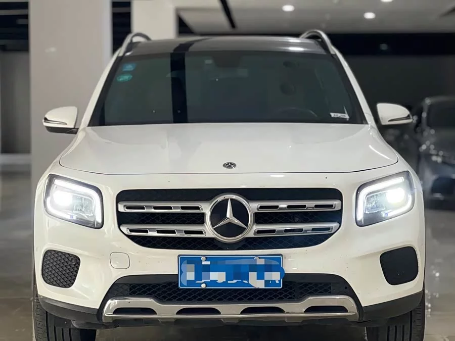 Mercedes Benz GLB
