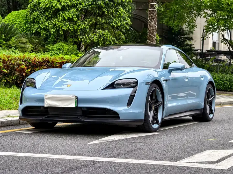 Porsche Taycan