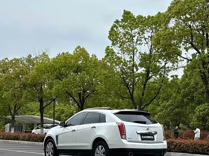 Cadillac SRX