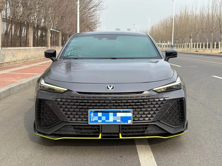 Changan UNI-V
