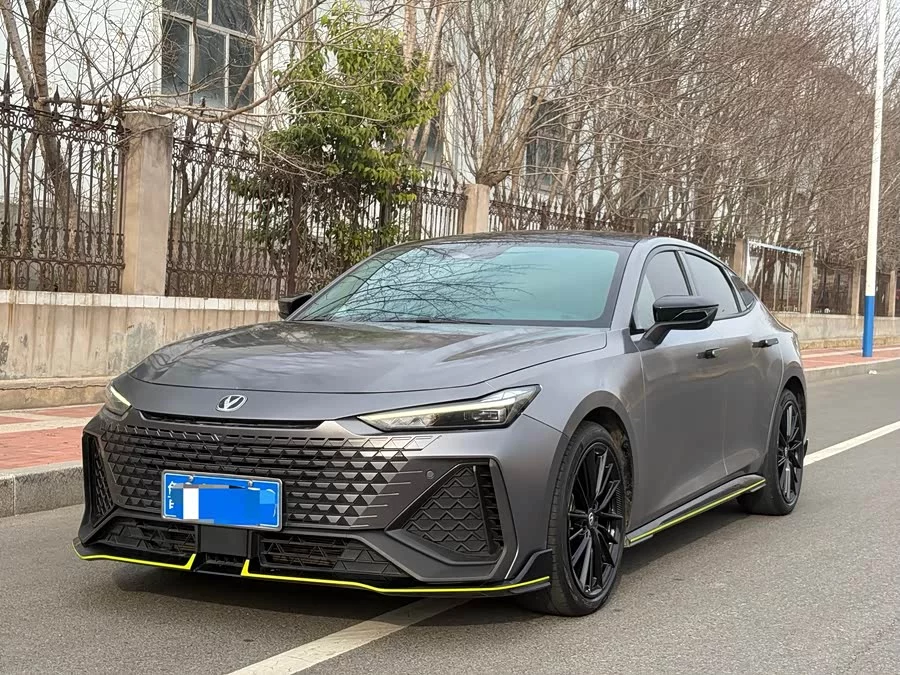 Changan UNI-V