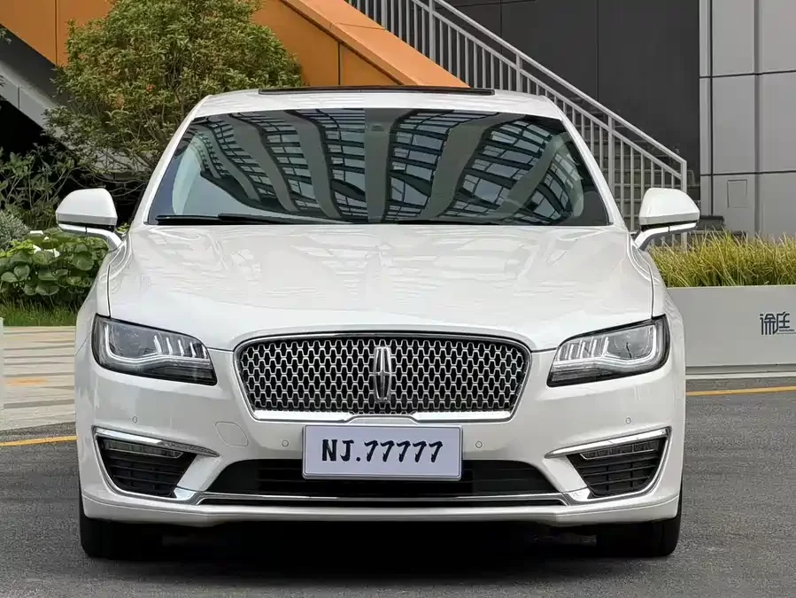 Lincoln MKZ
