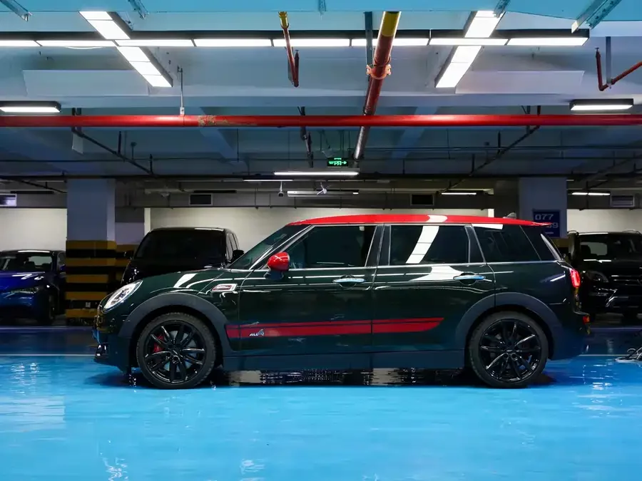 MINI JCW CLUBMAN
