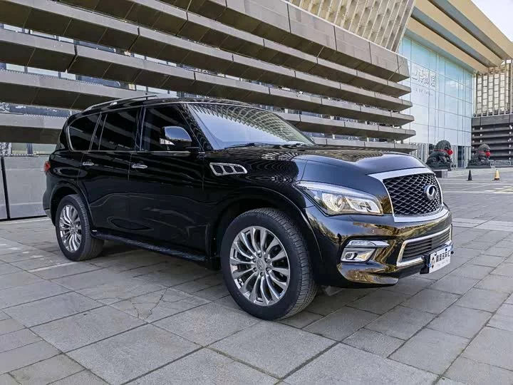 Infiniti QX80