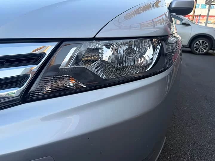 Honda Avant-garde classic