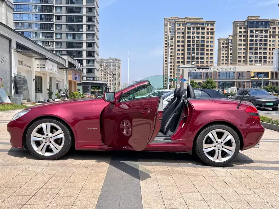 Mercedes Benz SLK-Class