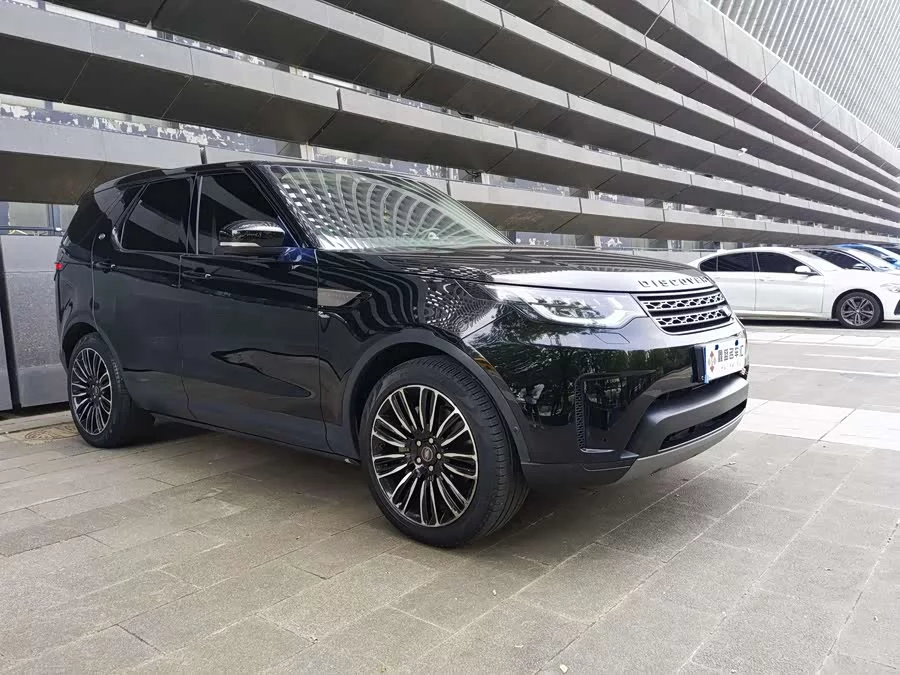 Land Rover finds