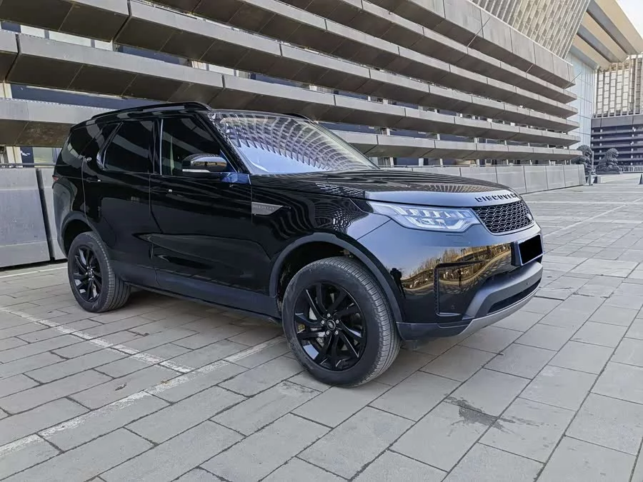 Land Rover finds