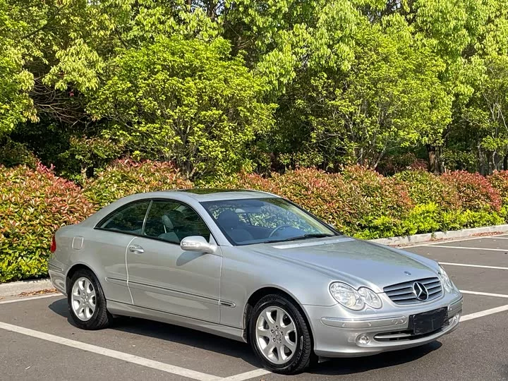 Mercedes-Benz CLK level