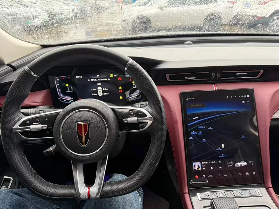 Hongqi H5