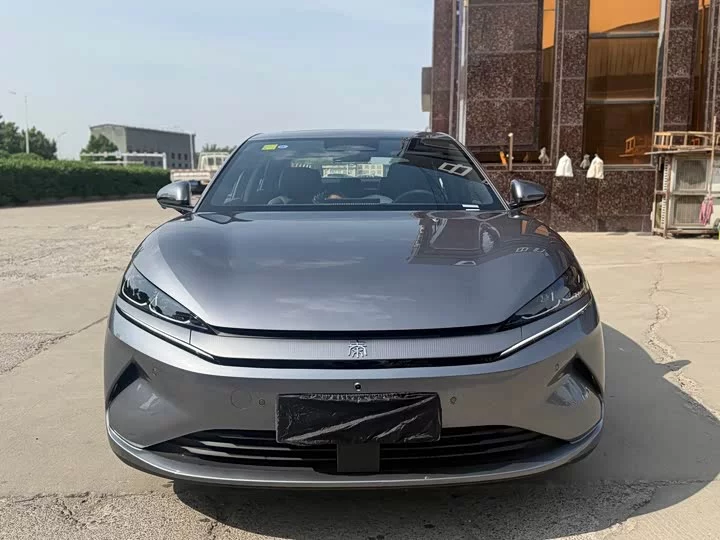BYD Qin L