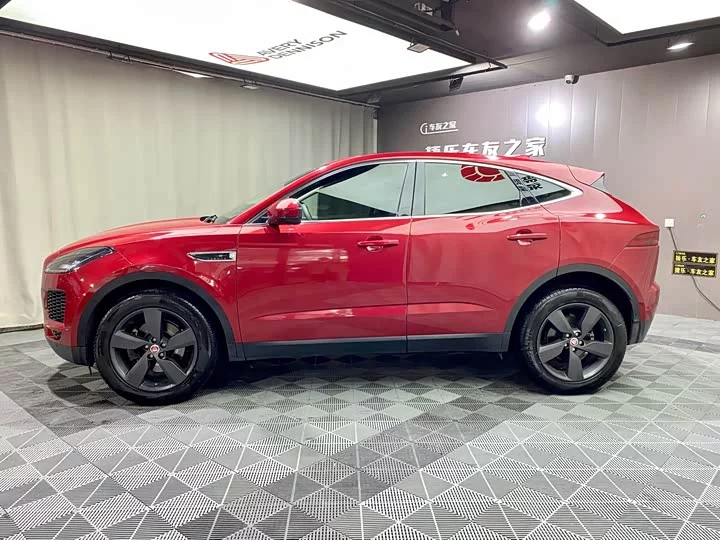 Jaguar E-PACE