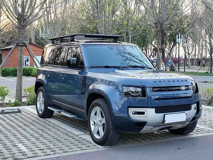 Land Rover guard