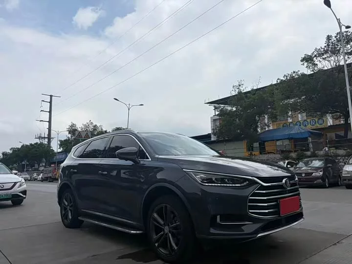 BYD Tang