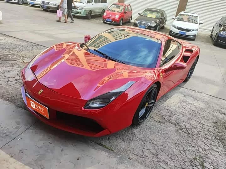 ferrari 488