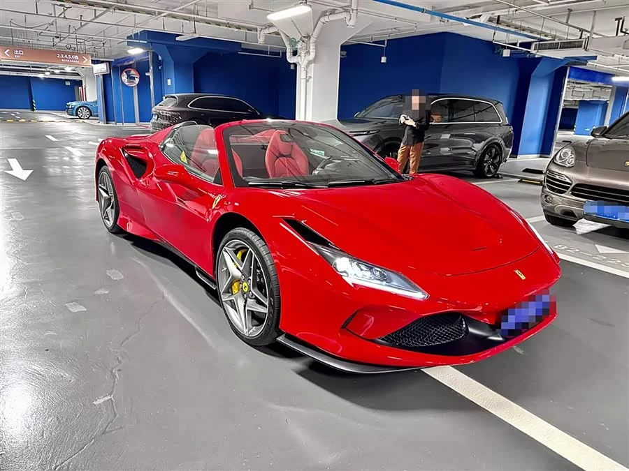 Ferrari F8