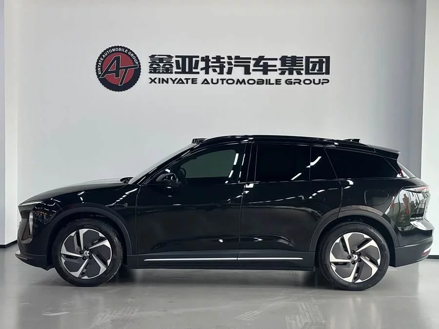 NIO ES6