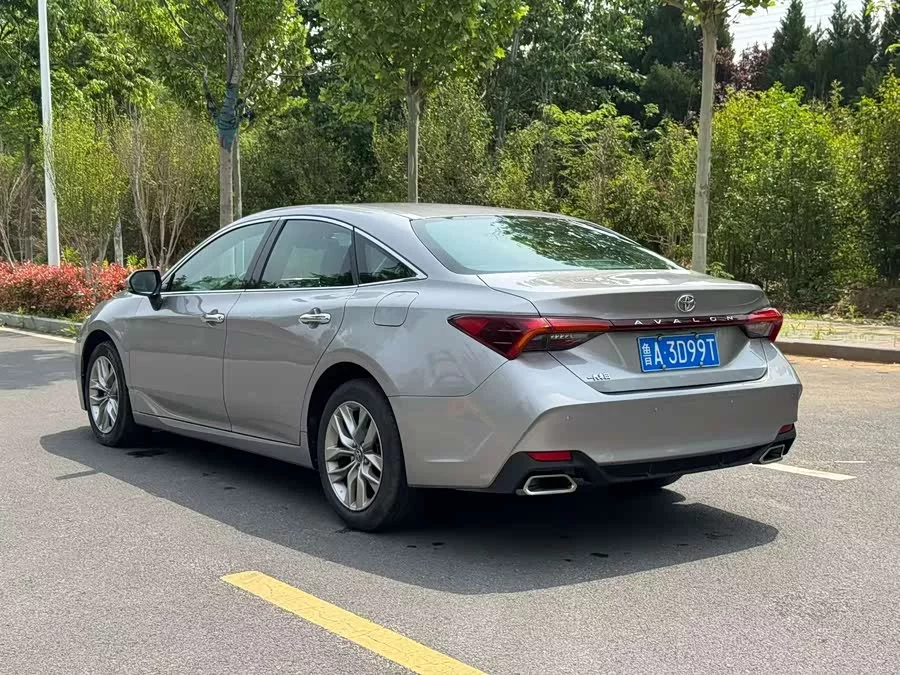 Toyota Avalon