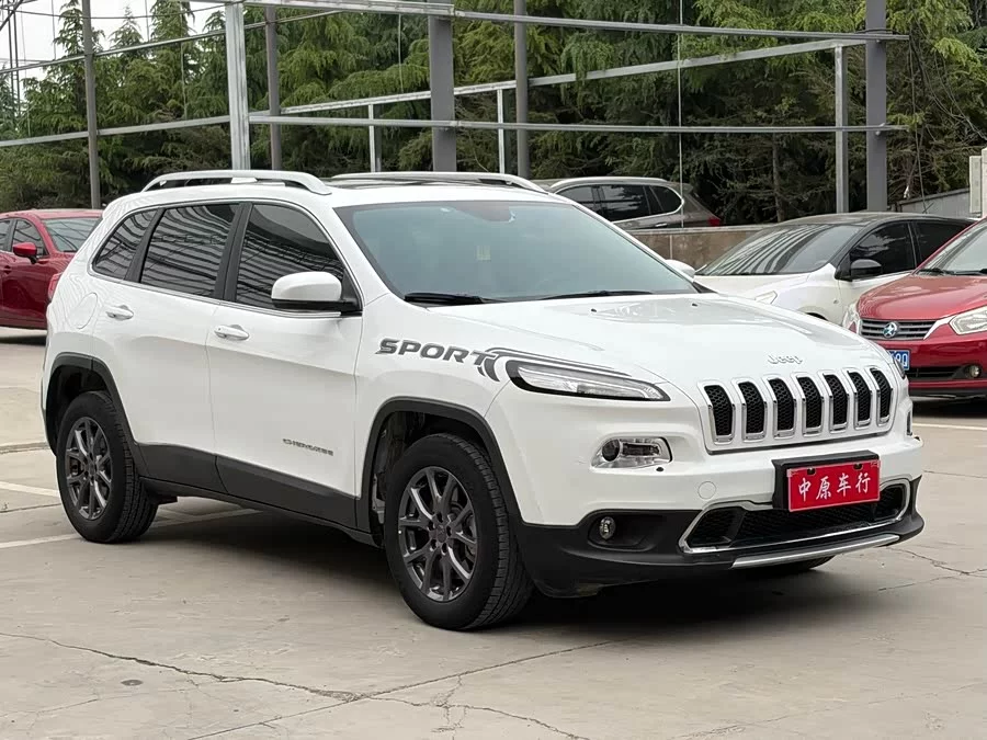 Jeep Cherokee