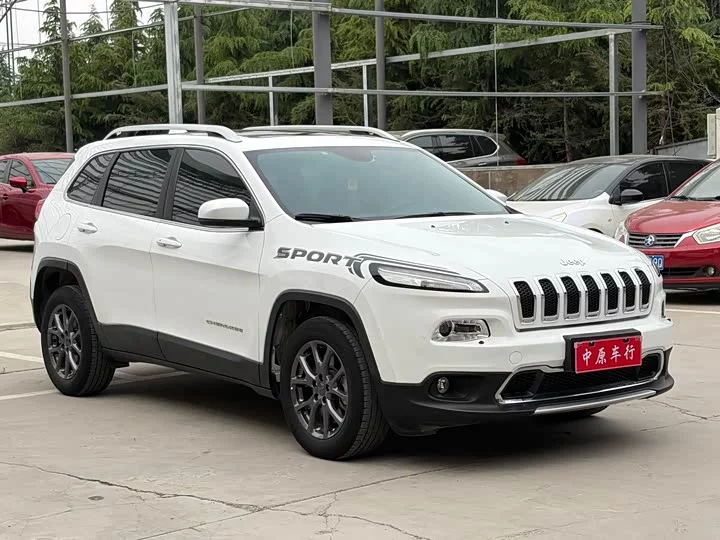 Jeep Cherokee